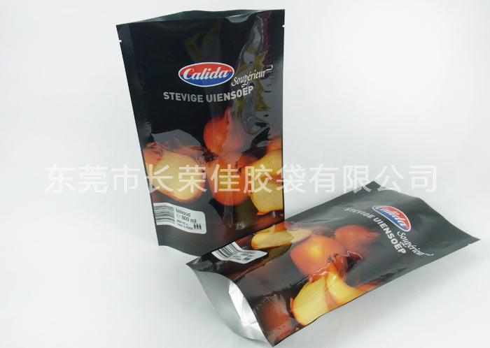 纯铝自立自封坚果干货袋底部特写