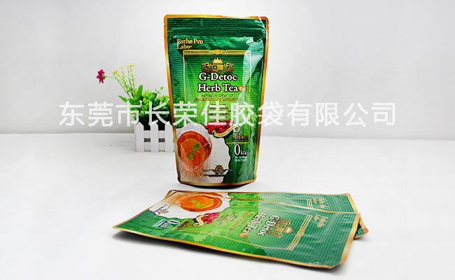 绿茶茶叶直立袋展开和折叠效果