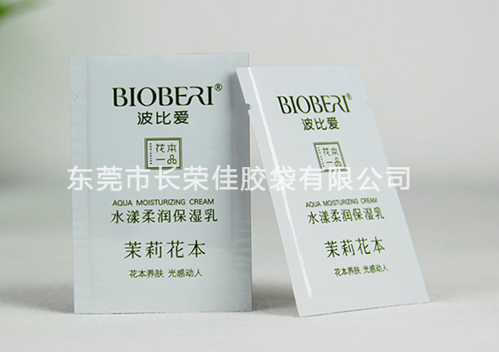 柔润保湿乳面膜包装袋正面效果